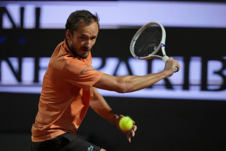Ruud Beats Darderi To Reach Italian Open Final. Sinner-Medvedev Suspended By Rain